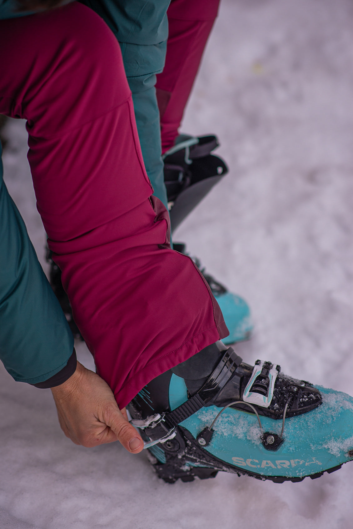 APEX Winter Pocket Leggings Magenta