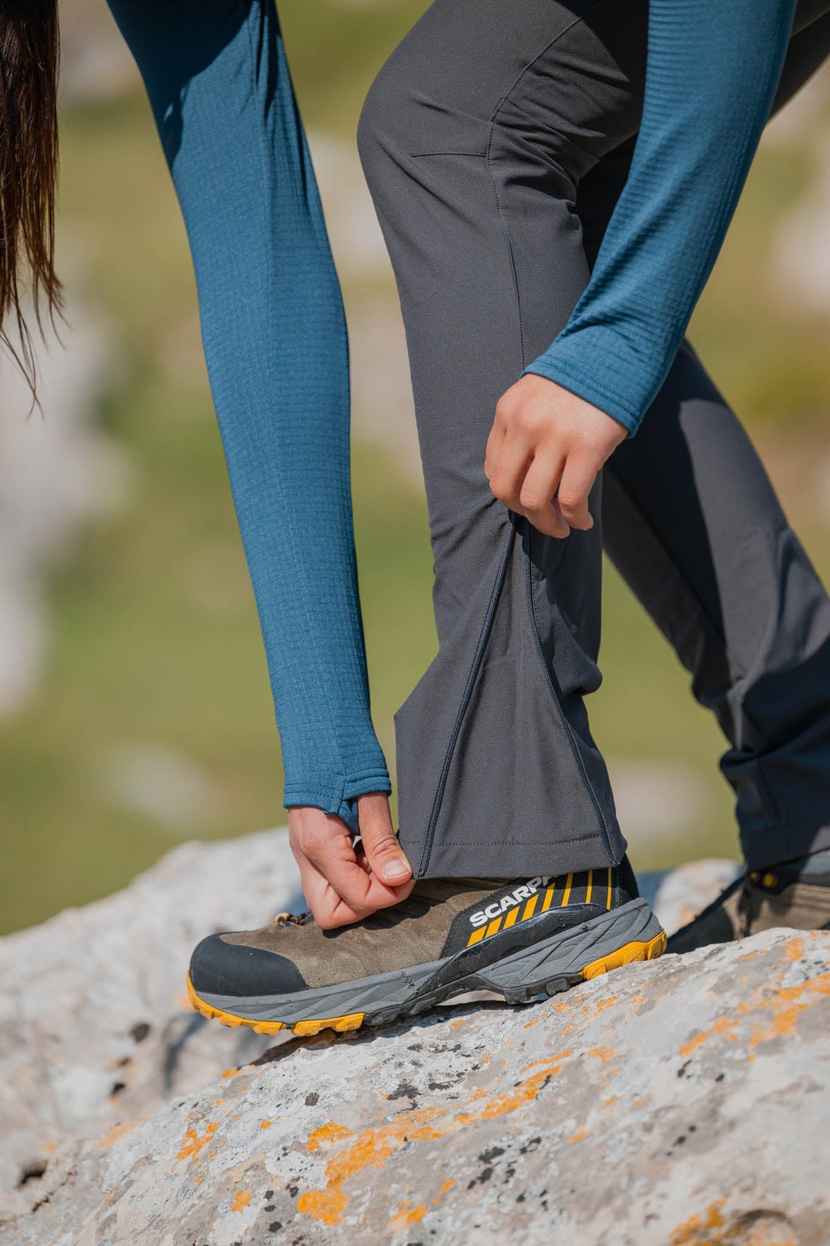 Altitude Pants Carbon Grey