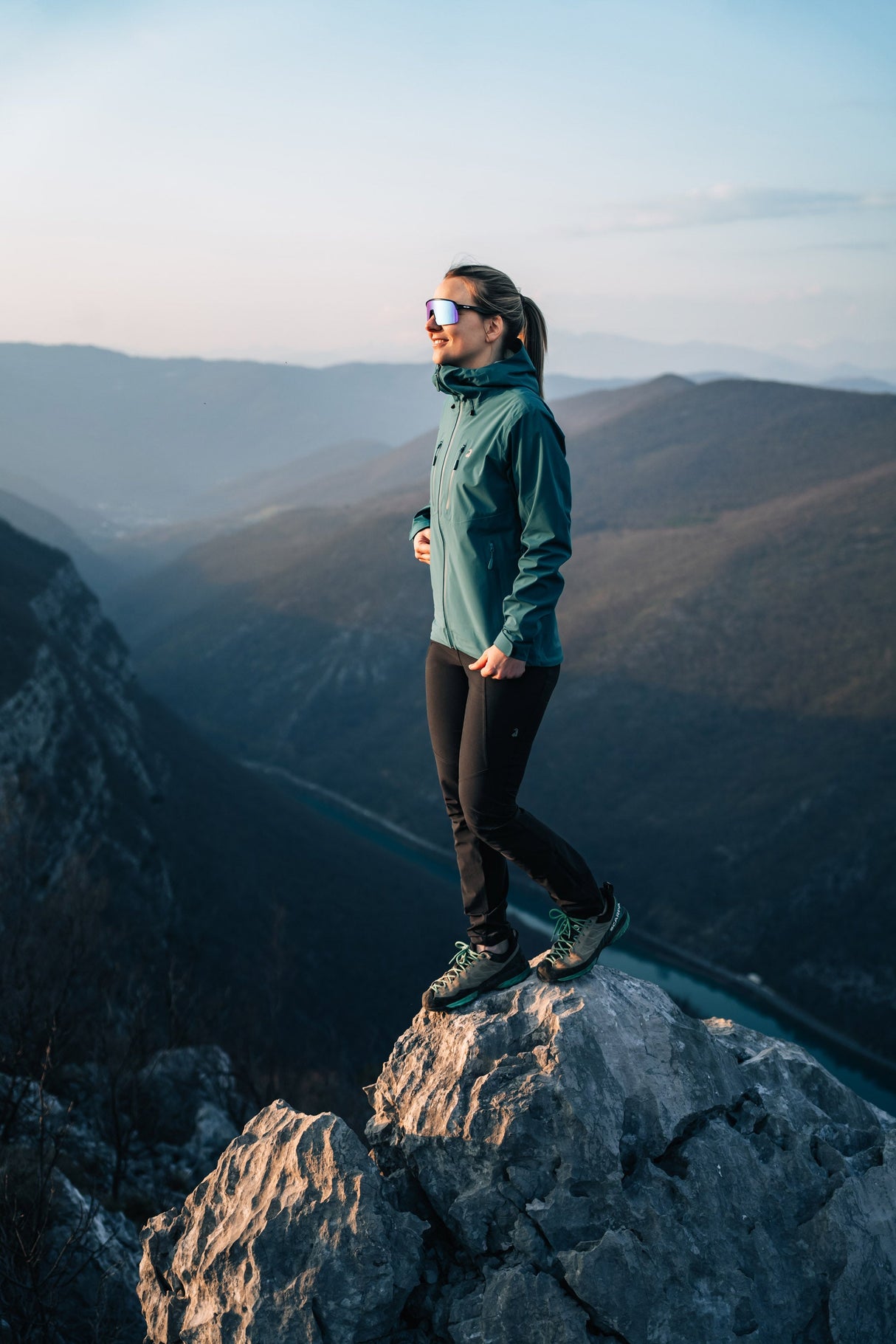 Nimbus Shell Jacket - Glacier