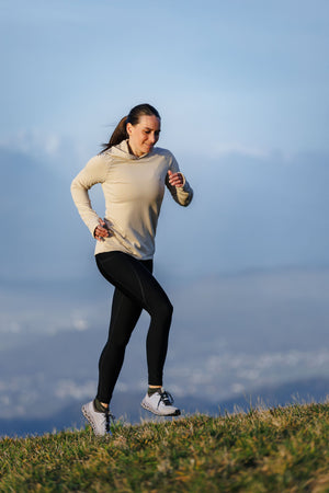 Elevate Hoody Sand