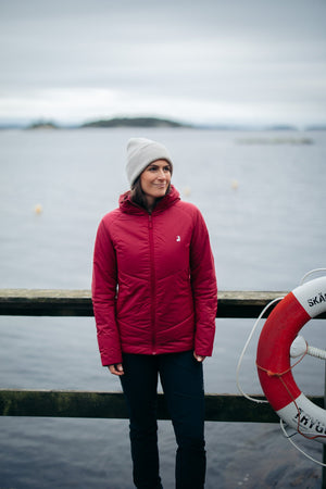 Elevate Insulated Jacket - Ruby