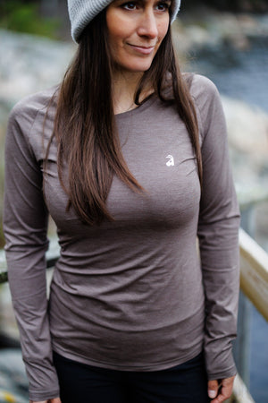 Summit Long Sleeve Tee Dune