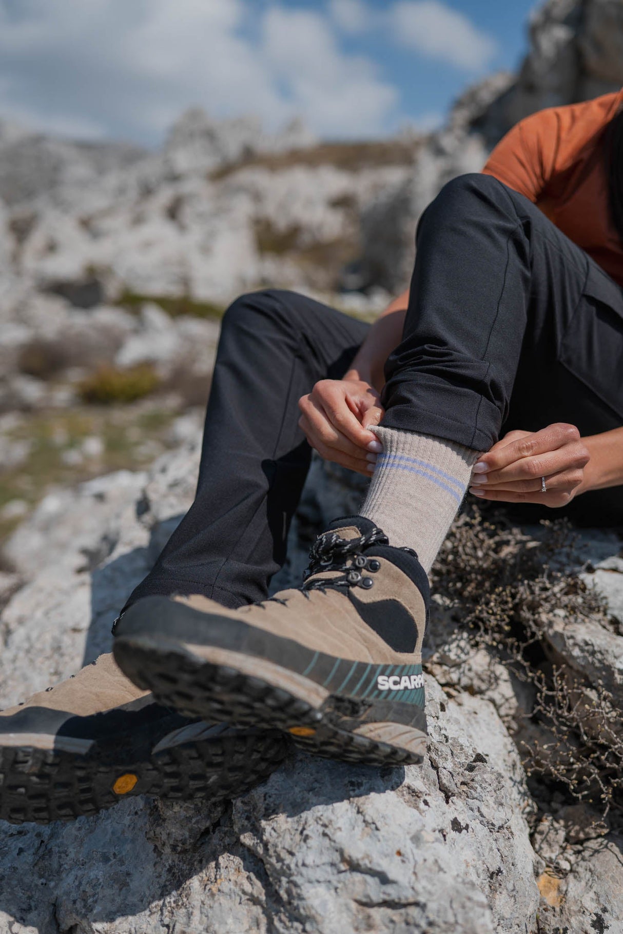 Seceda Light Merino Crew Socks Lily