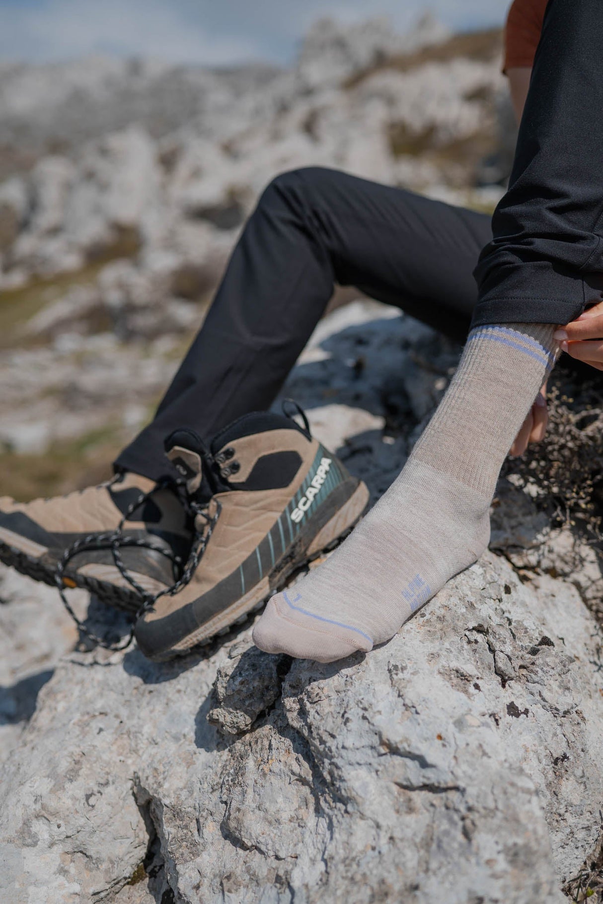 Seceda Light Merino Crew Socks Lily