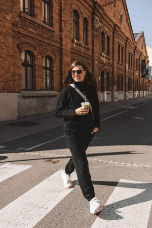 Apres Sweater - Blackout