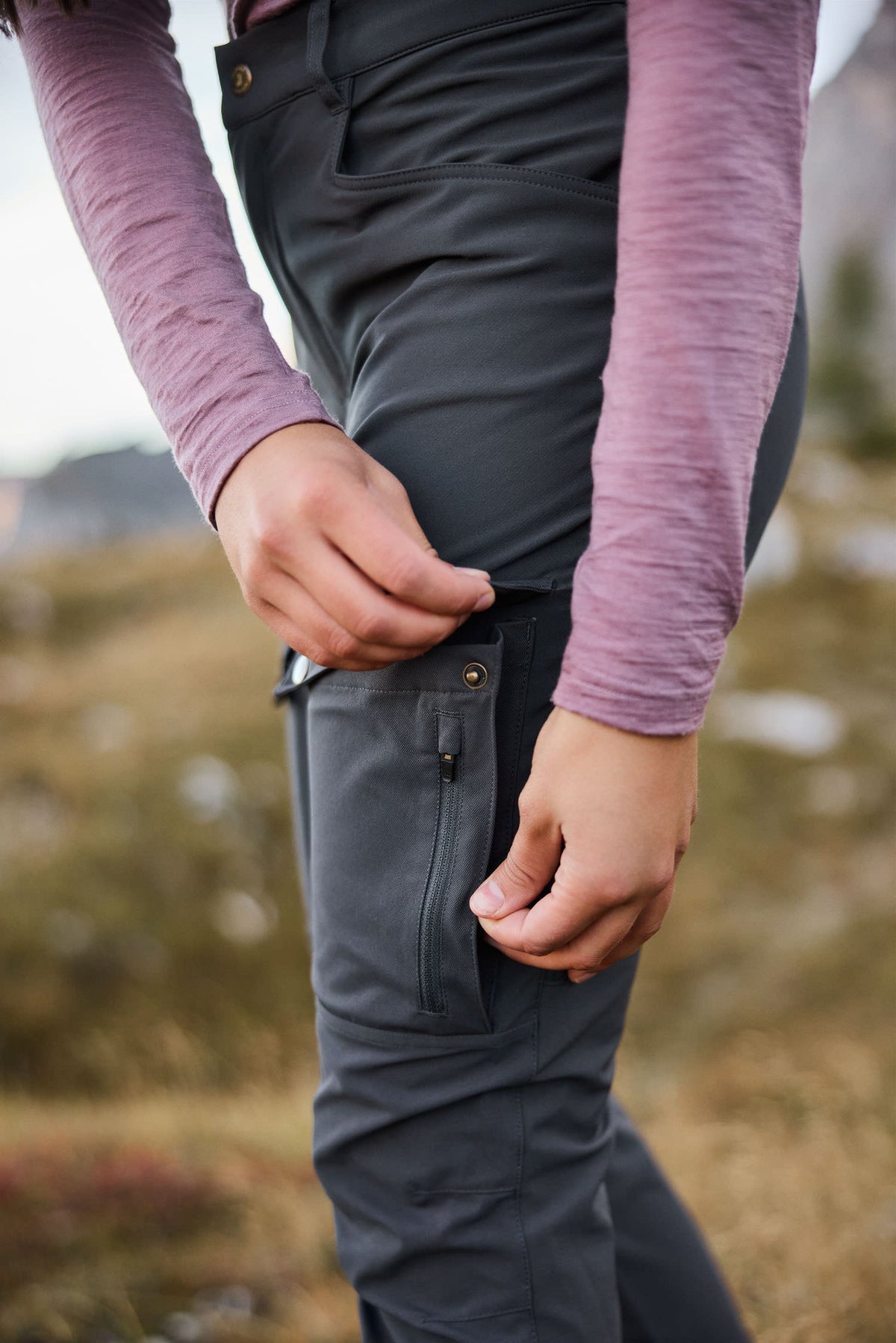 Explorer Hiking Pants - Carbon Grey