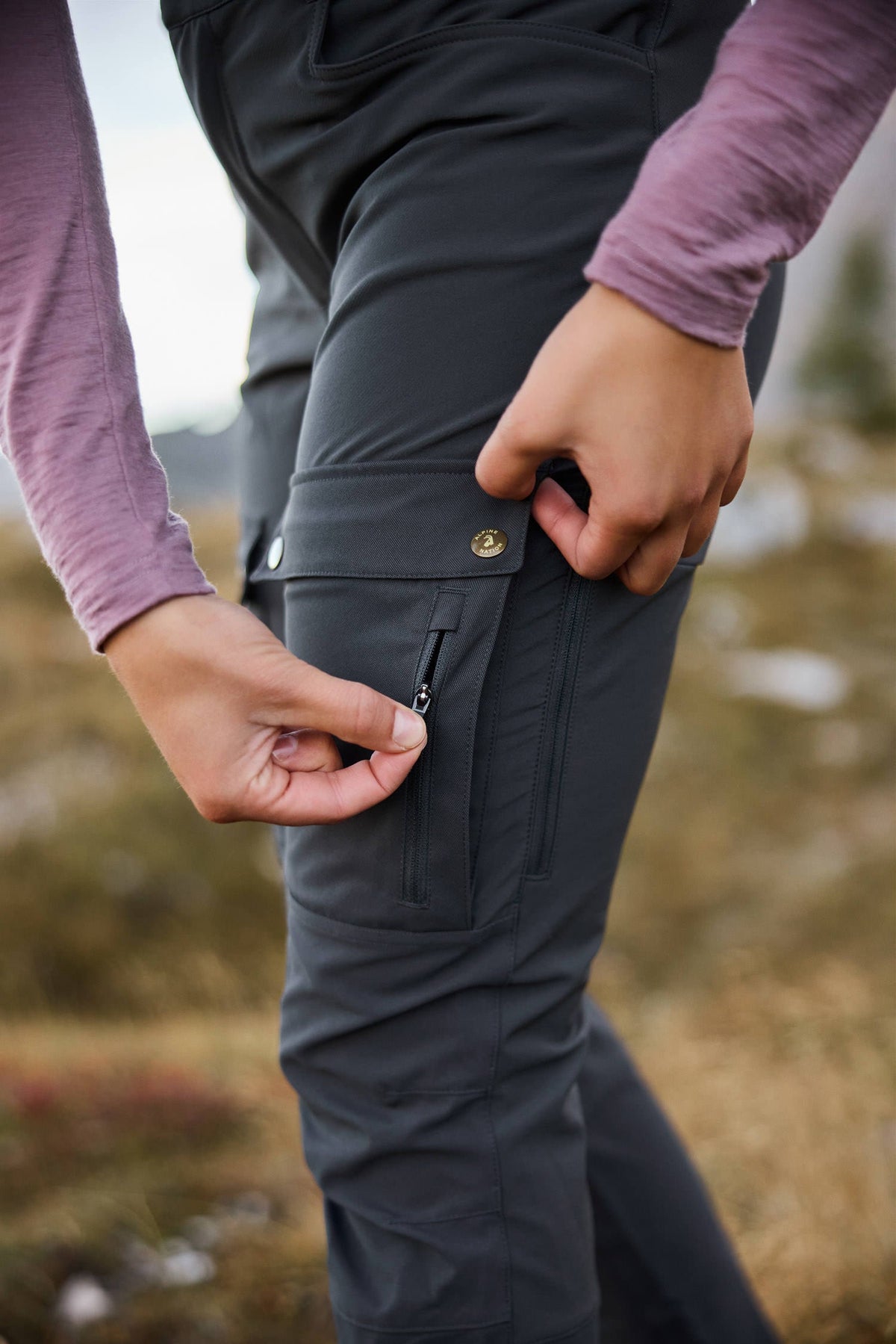 Explorer Hiking Pants - Carbon Grey