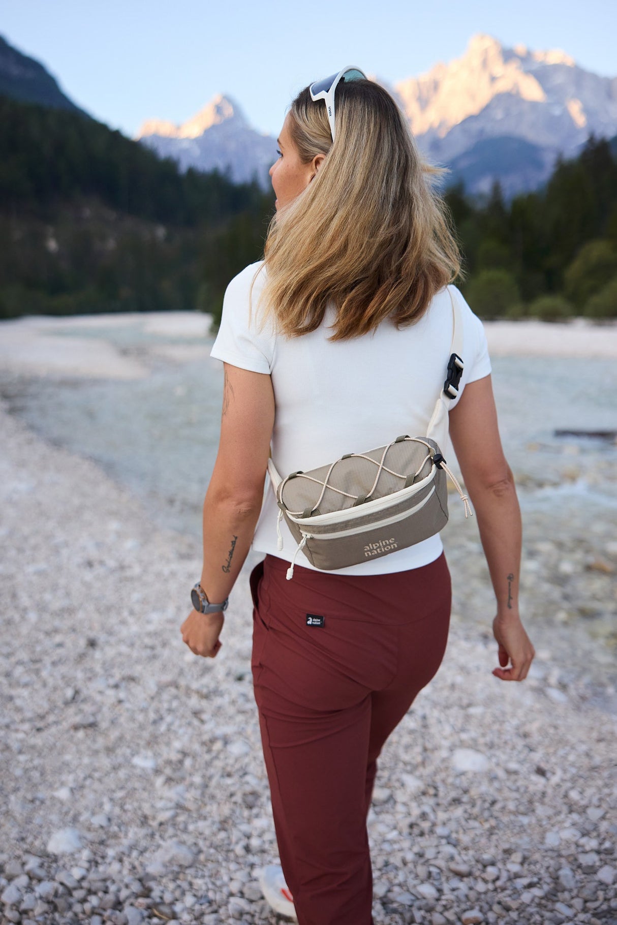 Venture Hip Pack Sandstone