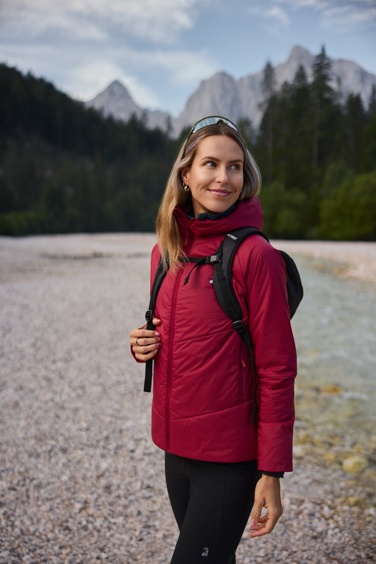 Elevate Insulated Jacket - Ruby