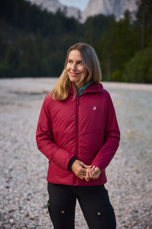 Elevate Insulated Jacket - Ruby