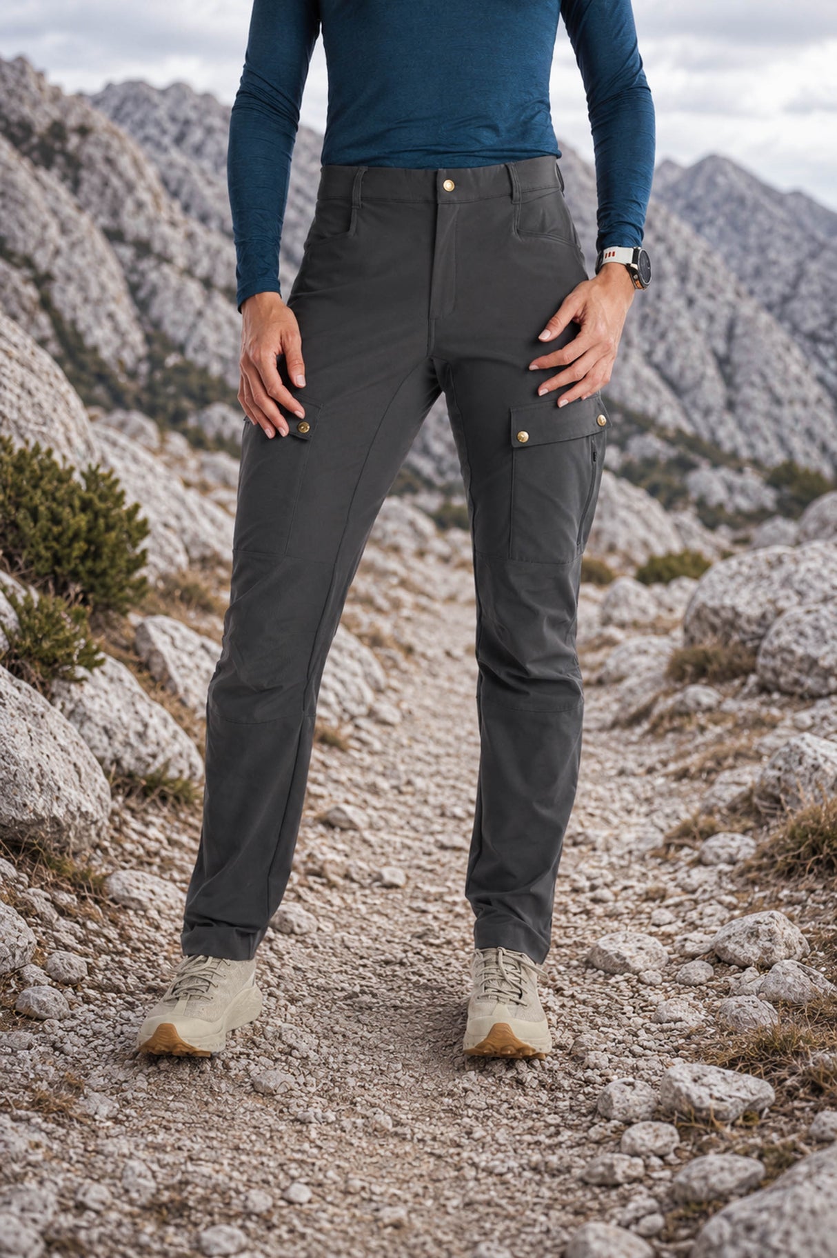 Explorer Hiking Pants - Carbon Grey